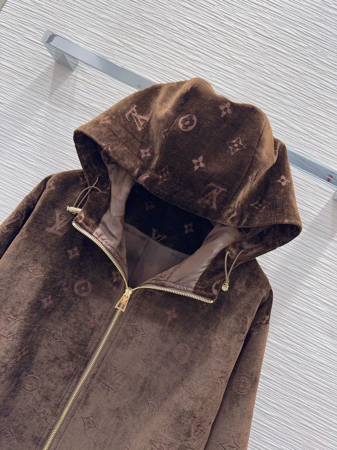 26New Long-Sleeve Chenille Zip-Up Hooded Jacket
