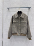 26New Long-Sleeve Jacket with Contrast-Color Pockets
