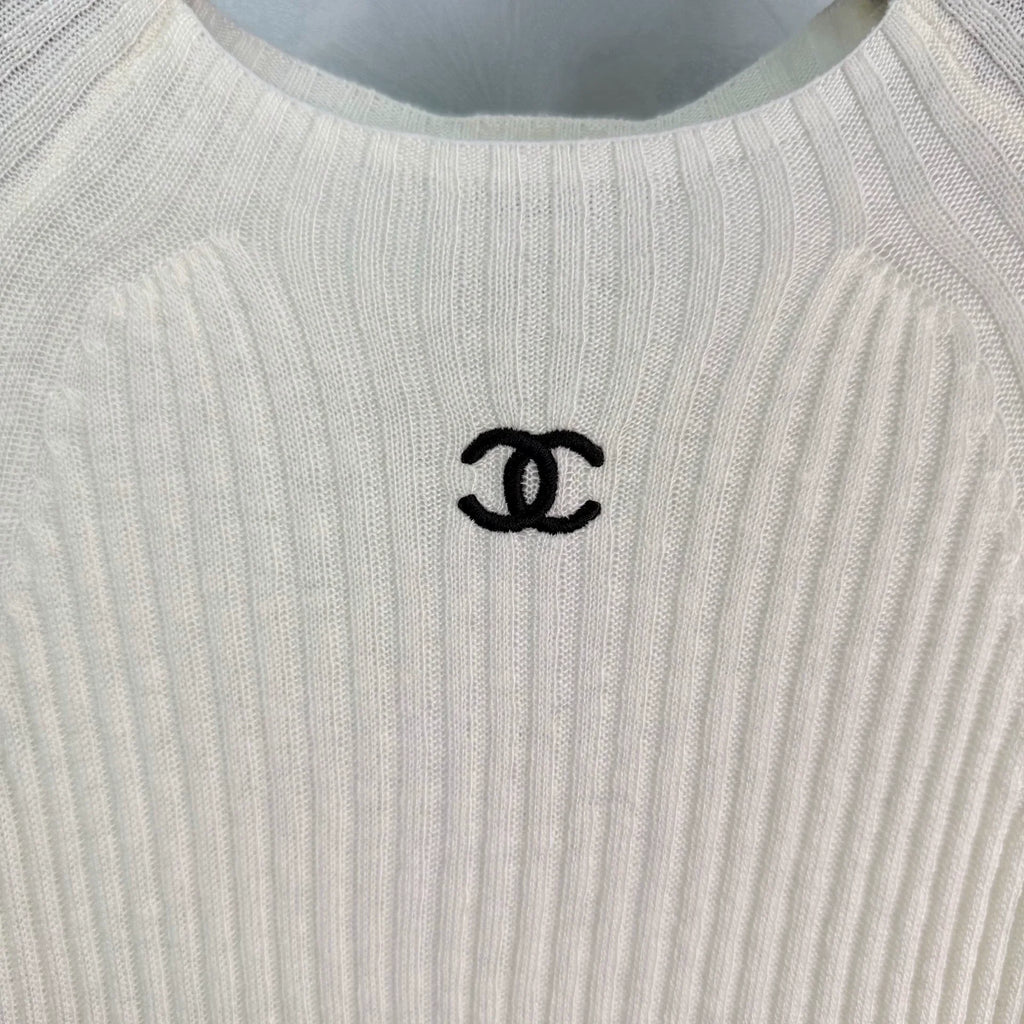 Chanel / 26 ssNew Knitted Short-Sleeve Top