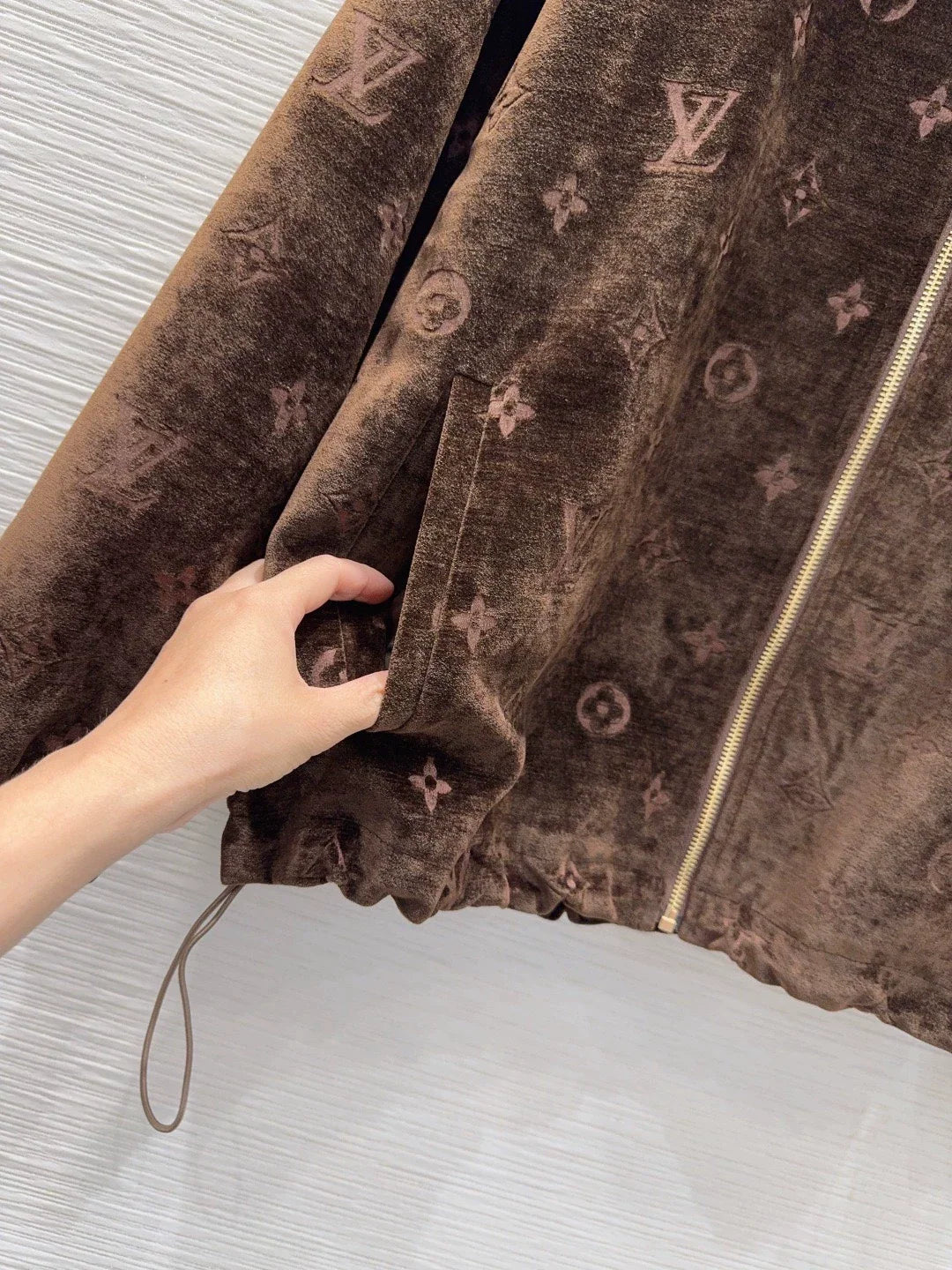 26New Long-Sleeve Chenille Zip-Up Hooded Jacket