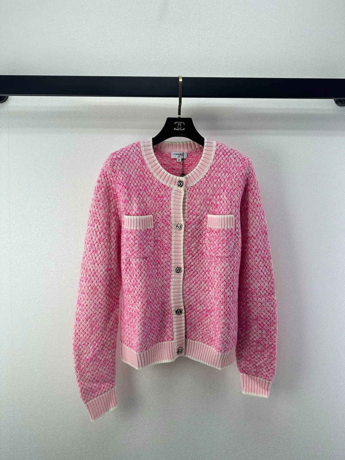 26New Pink Knitted Cardigan