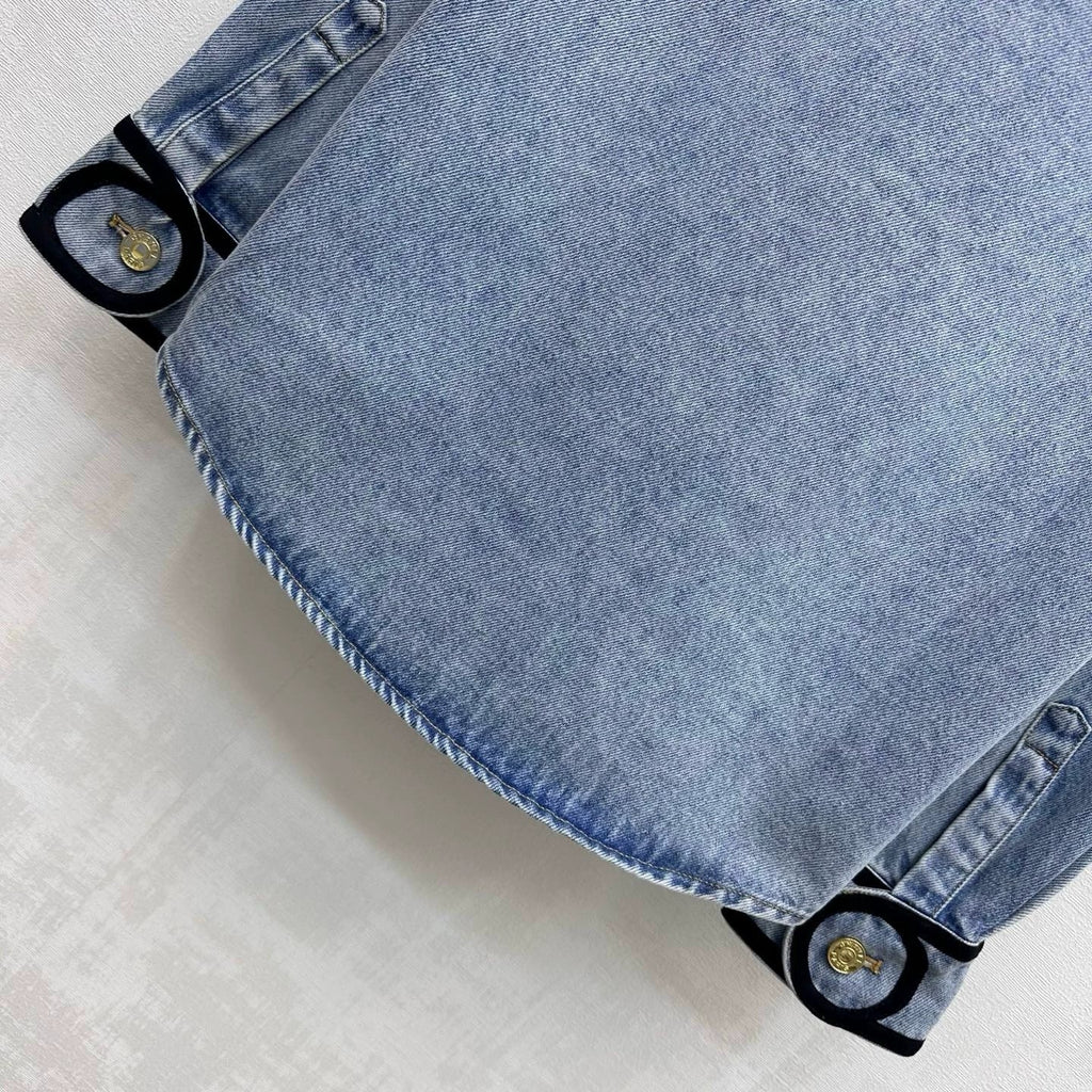 Chanel / 26 New Denim Shirt Jacket
