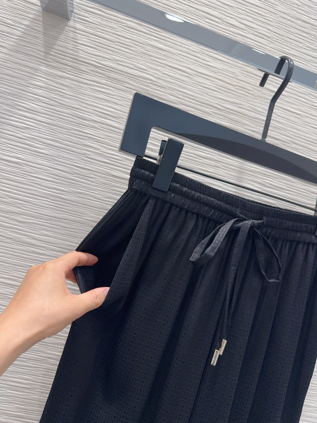 26New Long Pants
