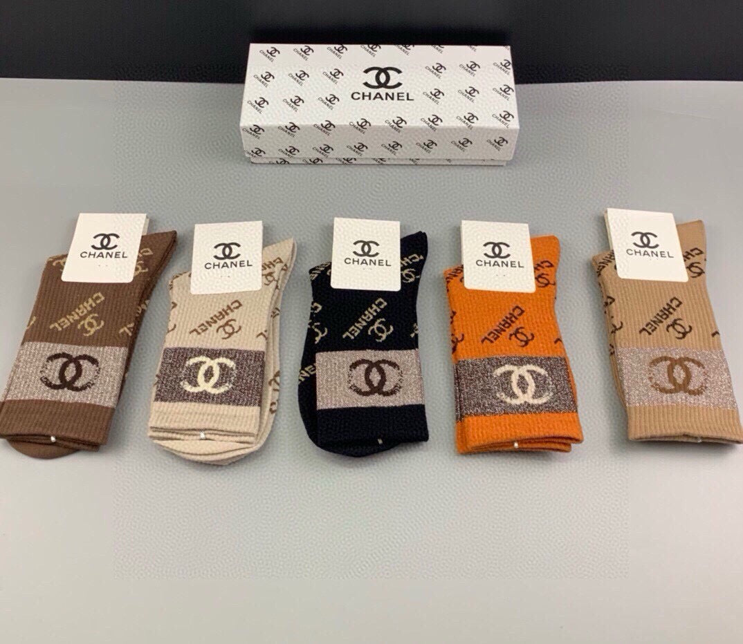CHANEL 26S CREW SOCKS 405393 (1 BOX)