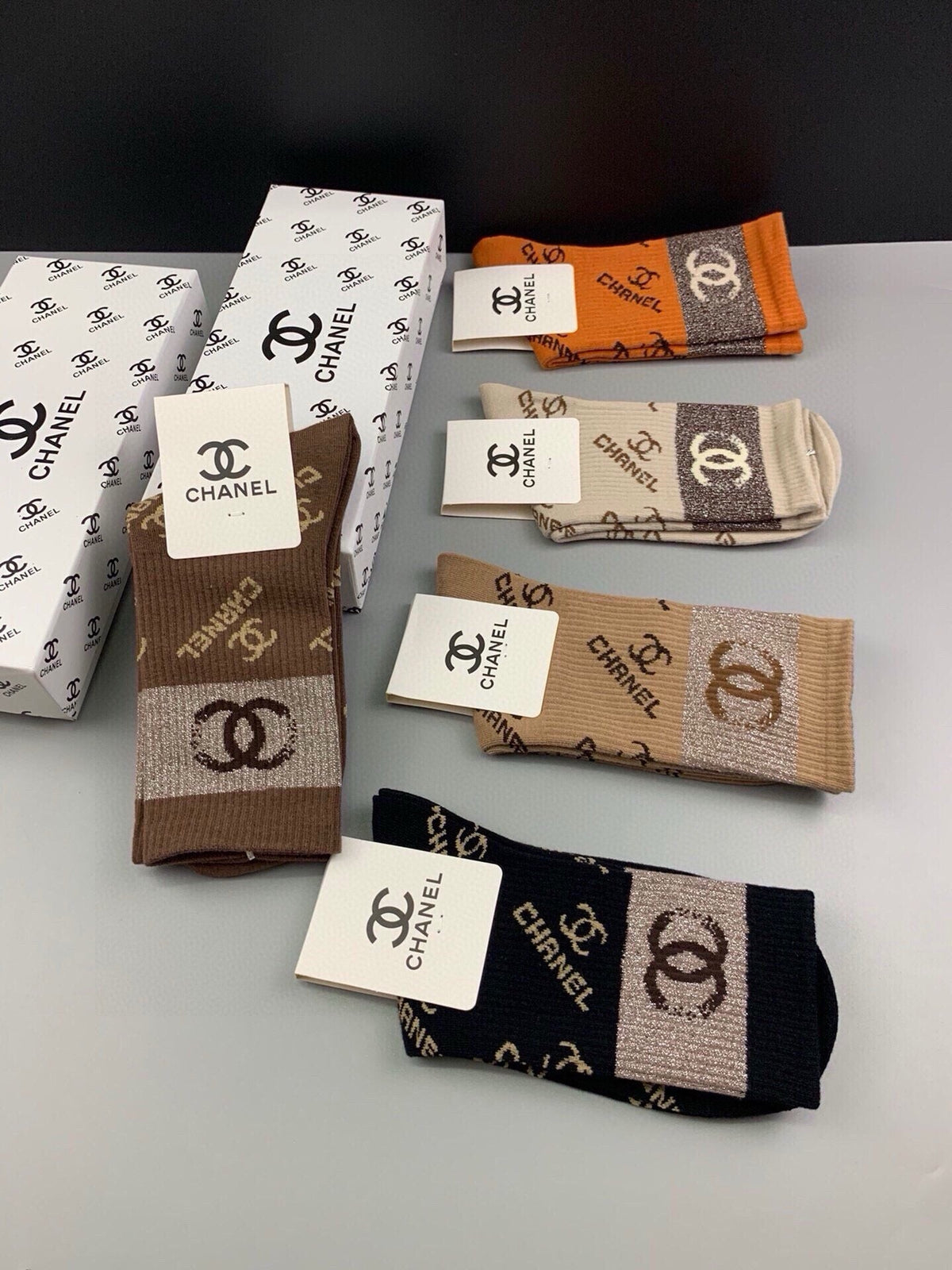 CHANEL 26S CREW SOCKS 405393 (1 BOX)