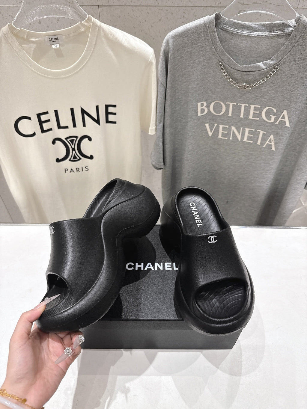 chanel/26SS NEW popular one-line thick-soled wedge-heeled slippers