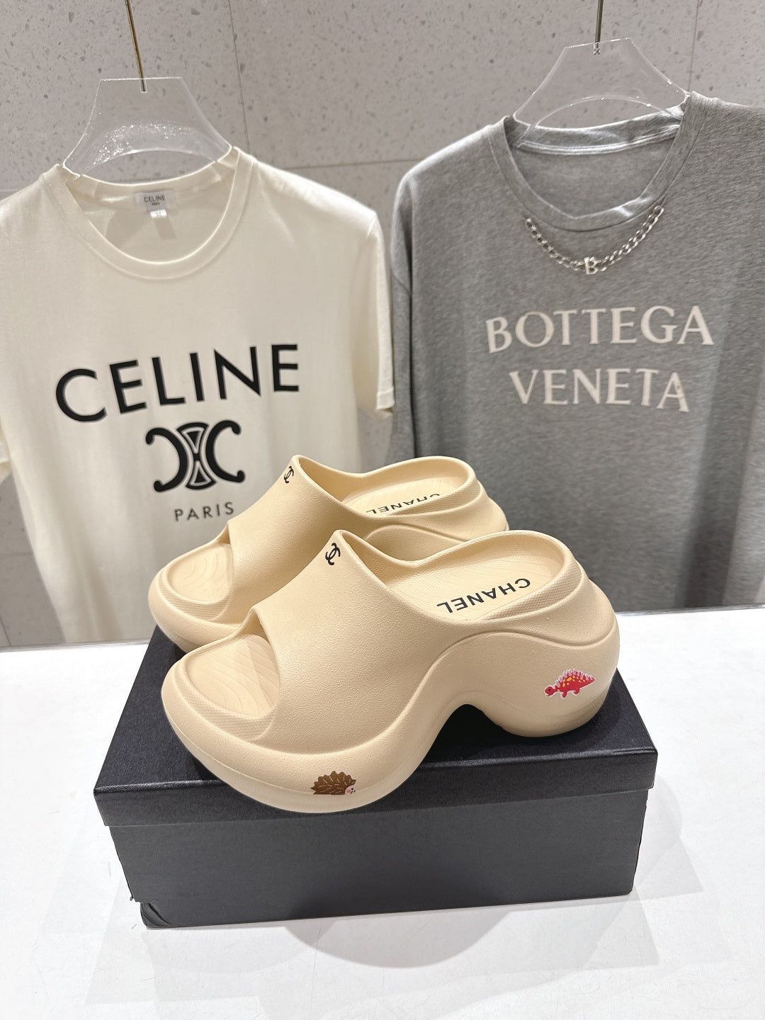 chanel/26SS NEW popular one-line thick-soled wedge-heeled slippers