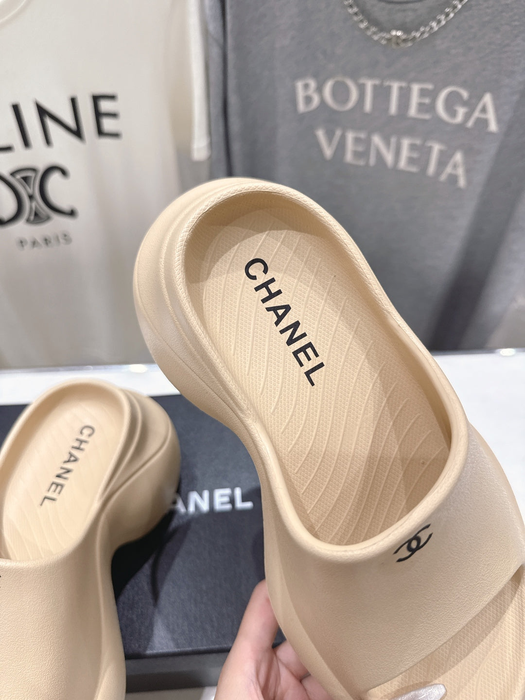 chanel/26SS NEW popular one-line thick-soled wedge-heeled slippers
