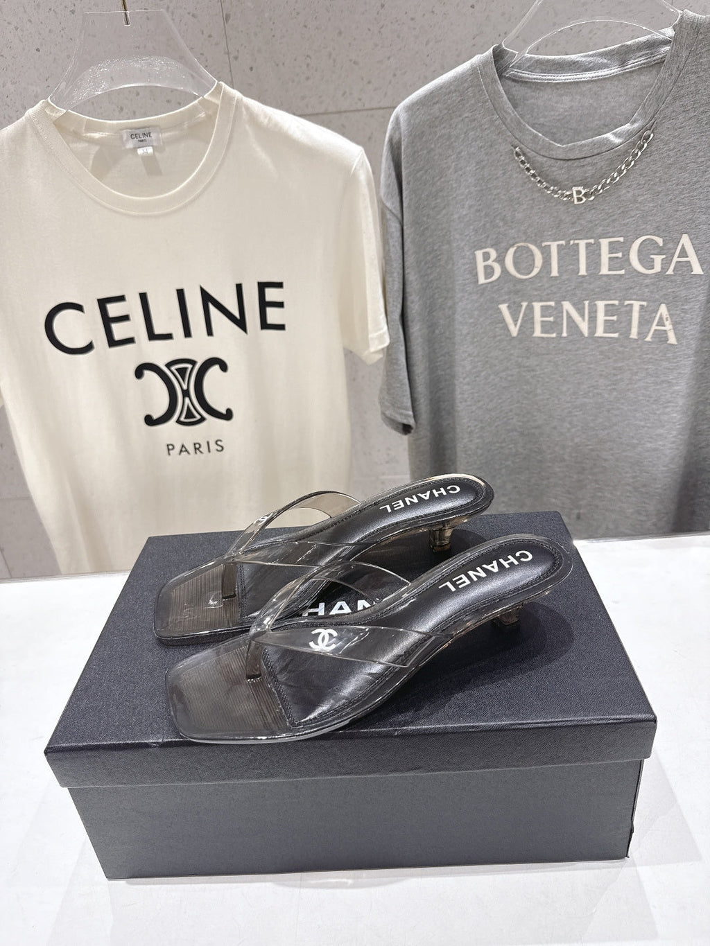 chanel/26SS NEW Transparent flip-flops beach slippers
