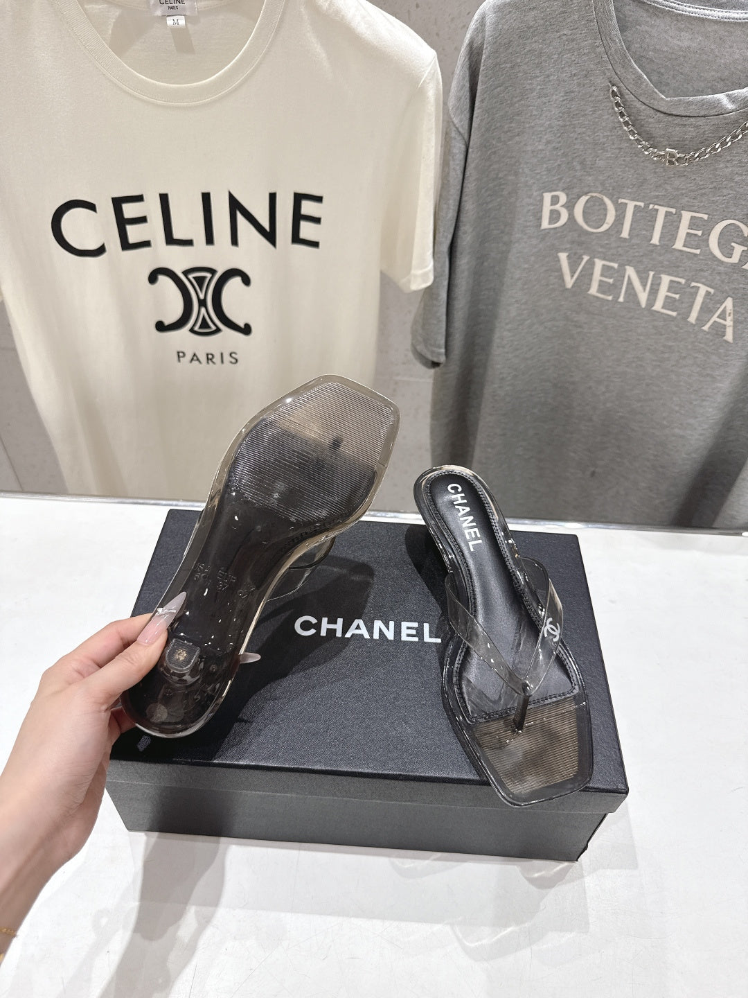chanel/26SS NEW Transparent flip-flops beach slippers