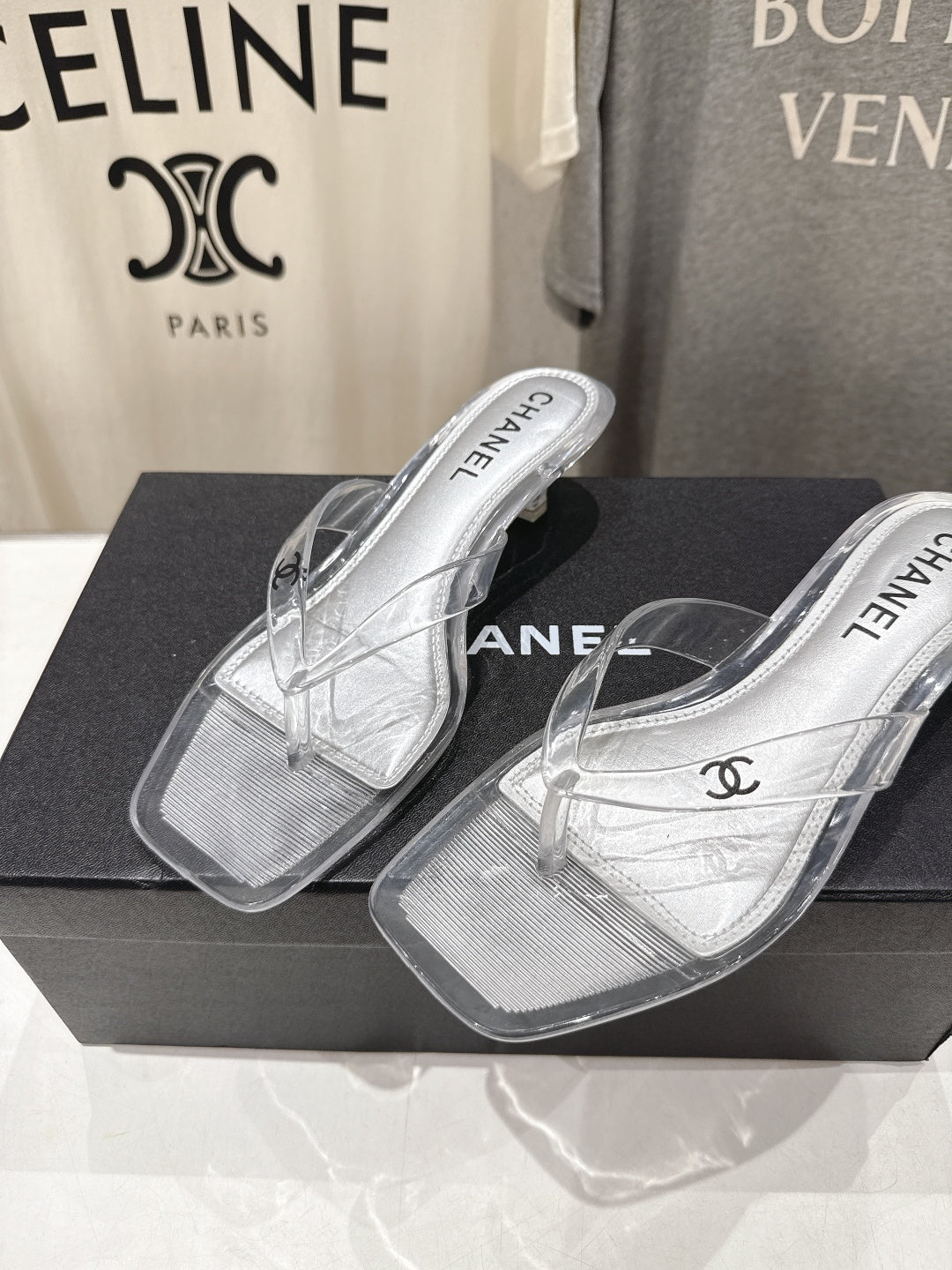 chanel/26SS NEW Transparent flip-flops beach slippers