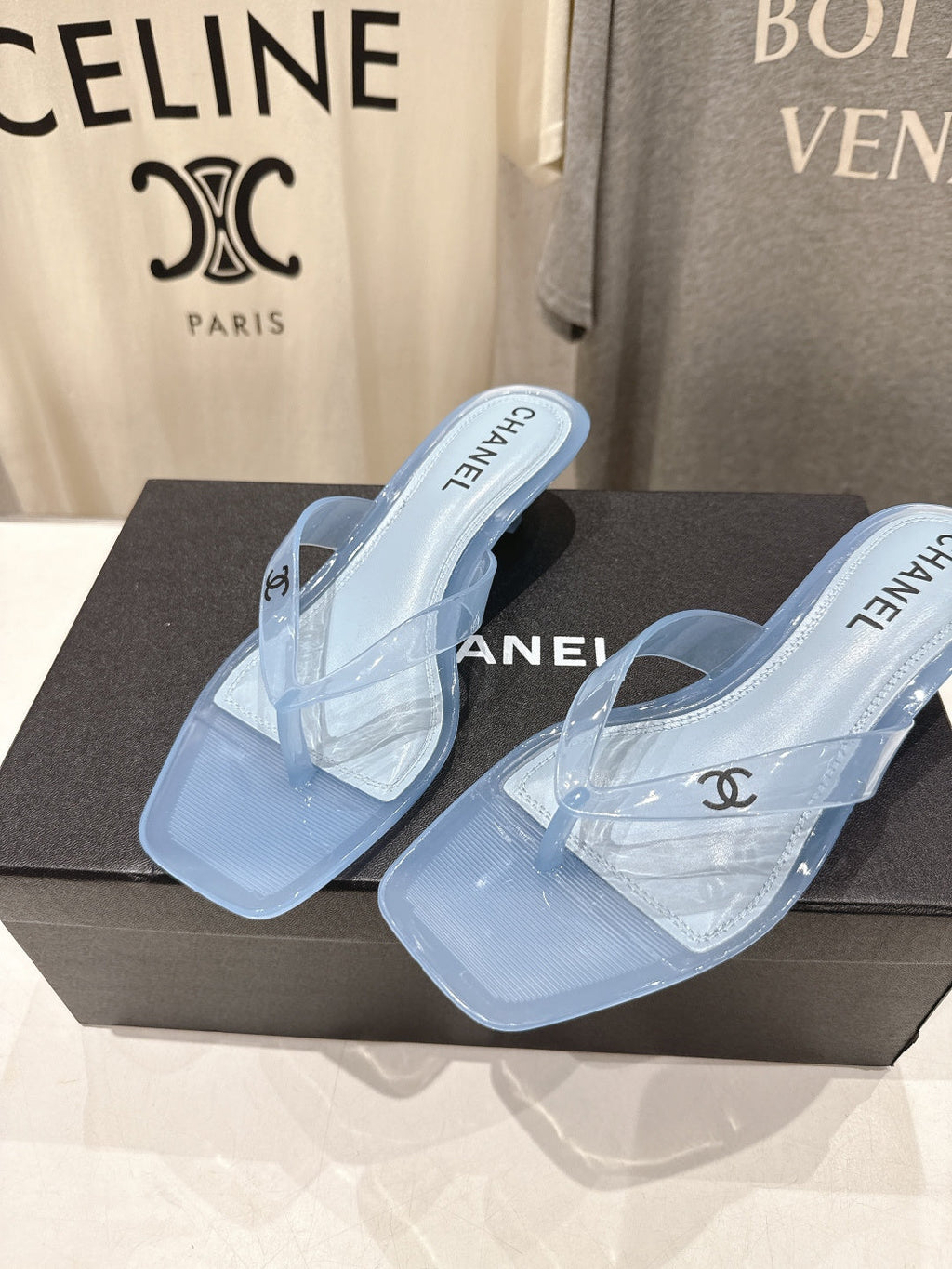 chanel/26SS NEW Transparent flip-flops beach slippers