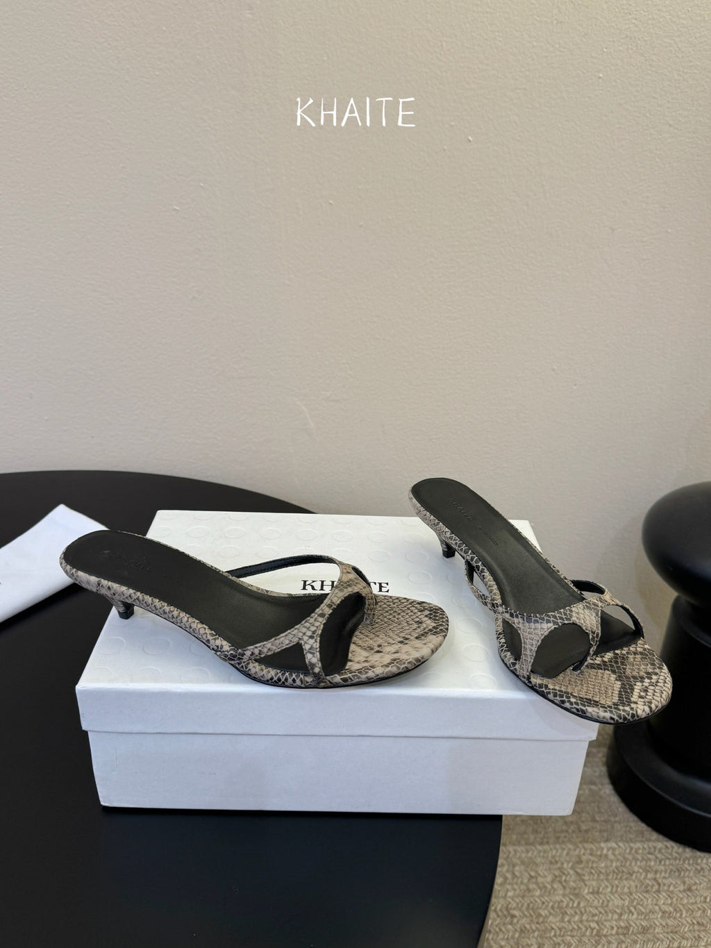 Khaite/26SS NEW Flat square toe mules flip-flop sandals and slippers