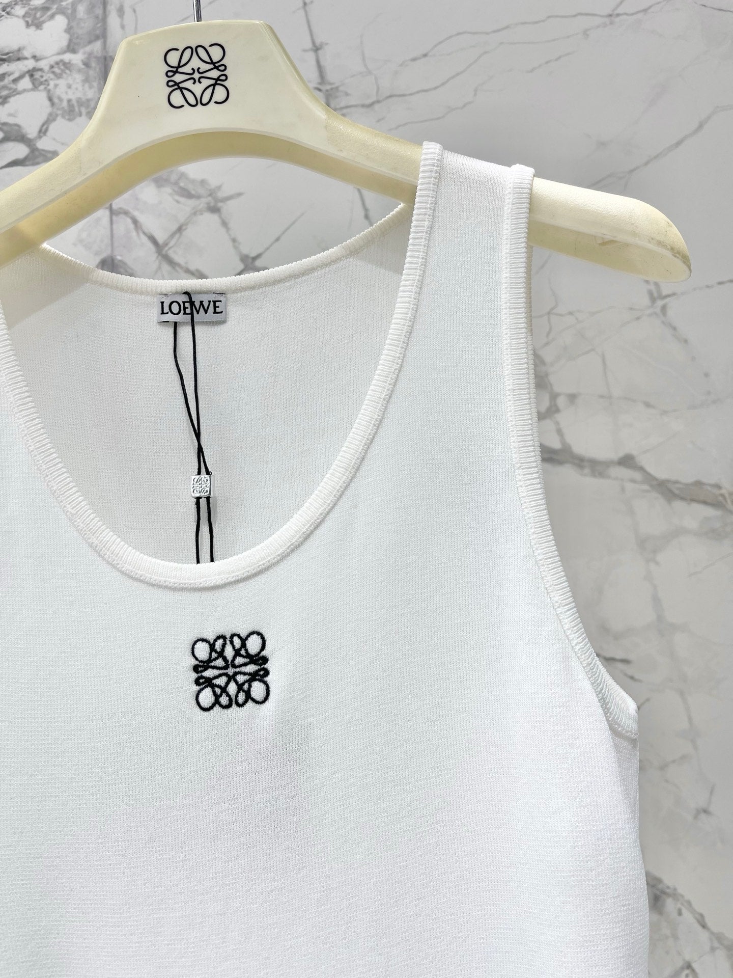 LOEWE/26SS NEW Embroidered knitted sleeveless vest