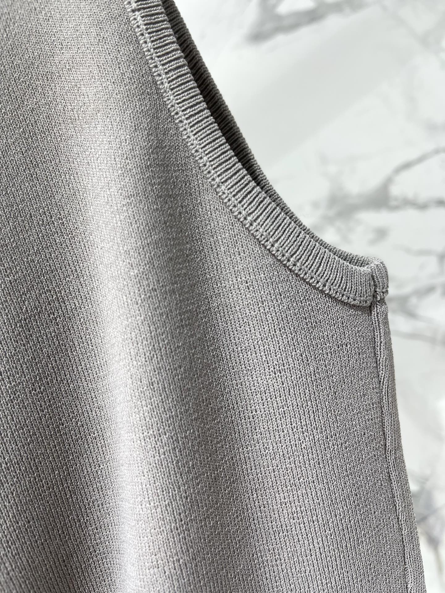 LOEWE/26SS NEW Embroidered knitted sleeveless vest