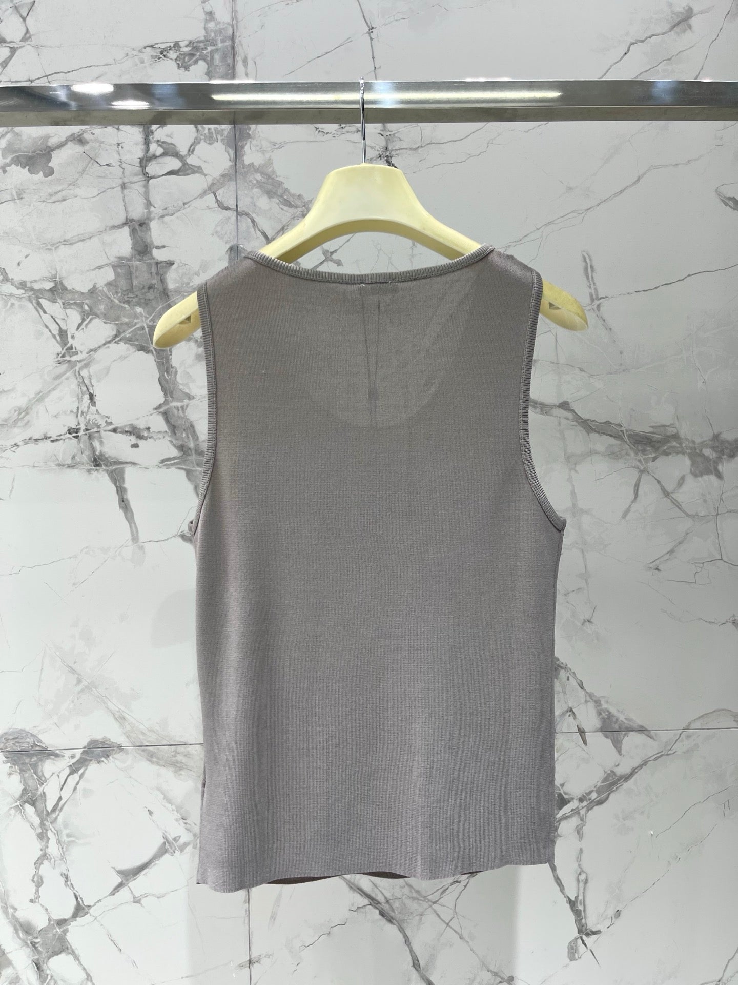 LOEWE/26SS NEW Embroidered knitted sleeveless vest