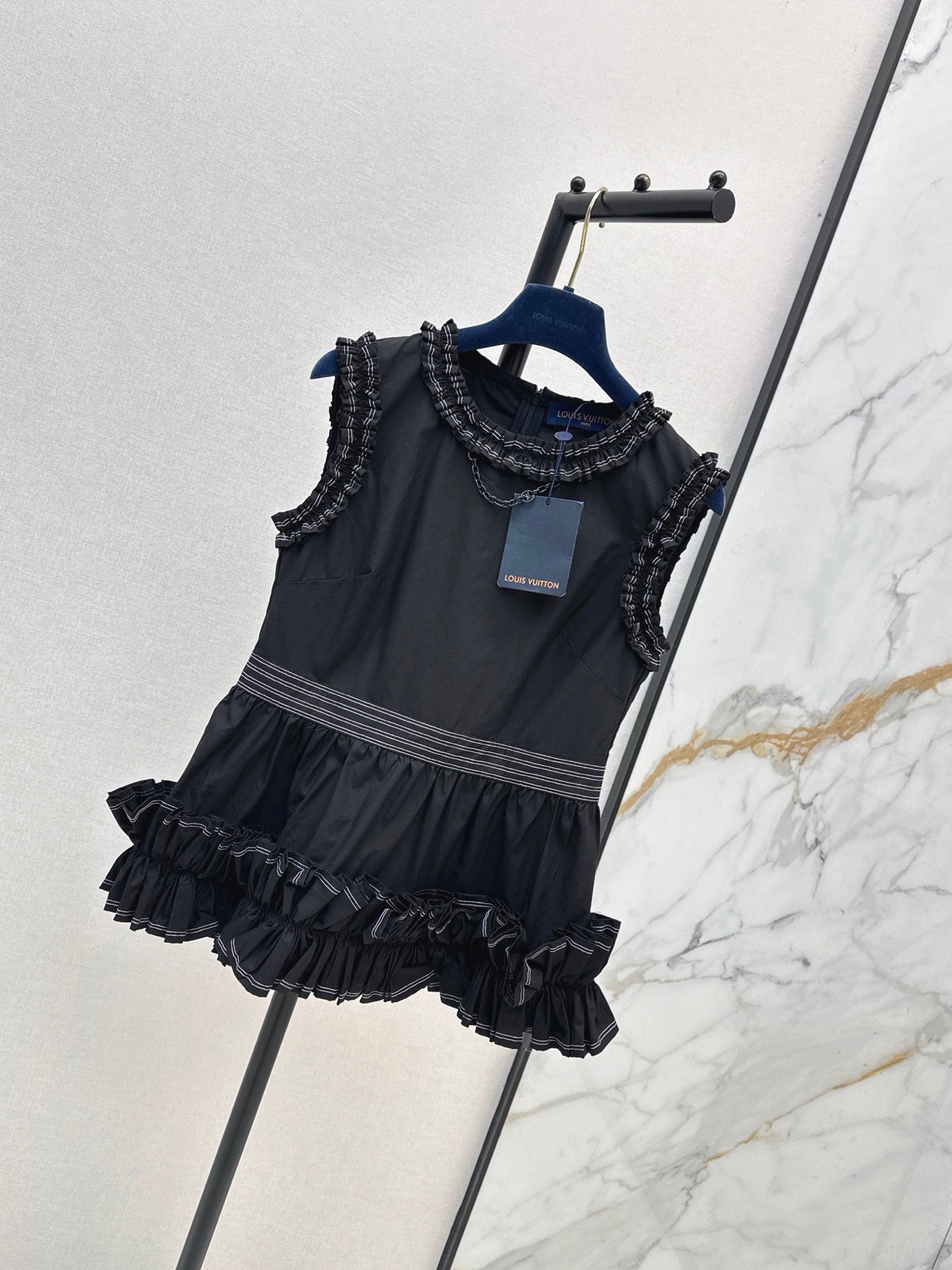 Louis Vuitton/26SS NEW Sleeveless Top with Ruffled Hem