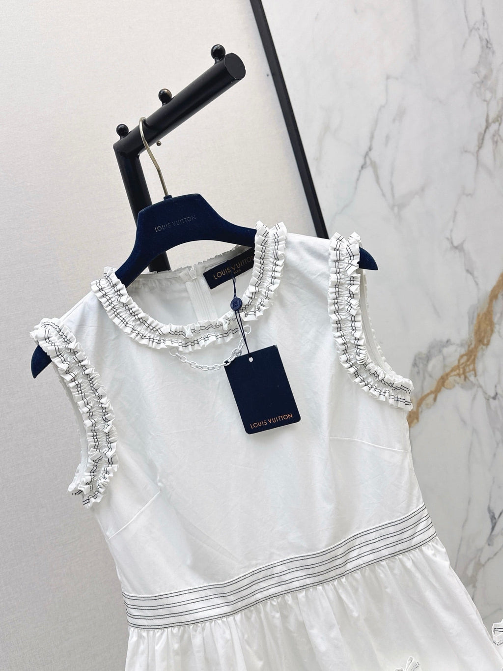 Louis Vuitton/26SS NEW Sleeveless Top with Ruffled Hem