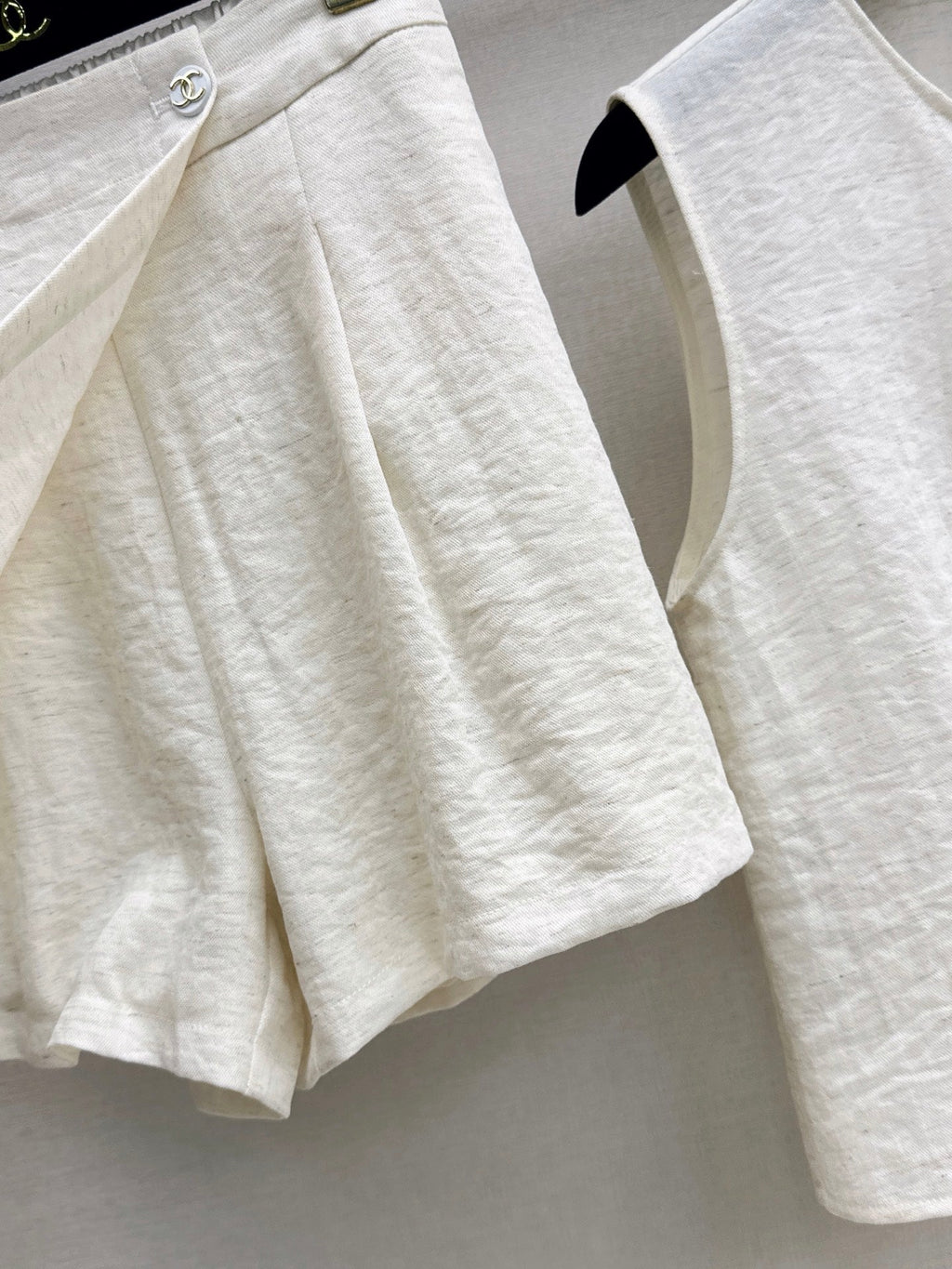 chanel/26SS NEW Sleeveless Vest Set 🤎 Made of linen fiber