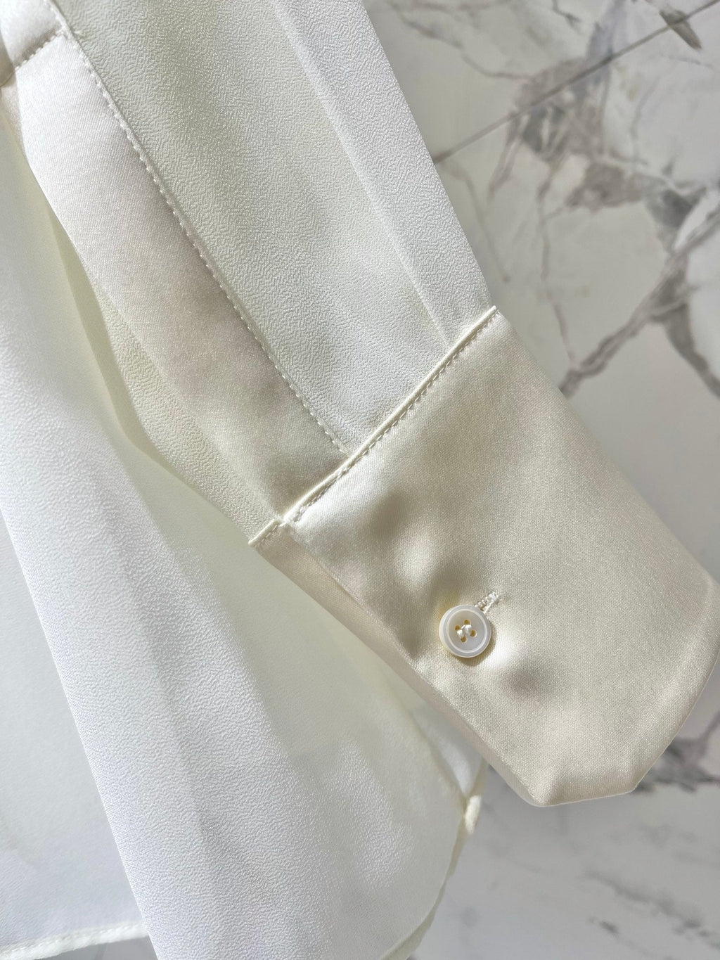 🔥HOT🔥26SS NEW Sheer Thin Collar Shirt with Concealed Buttons