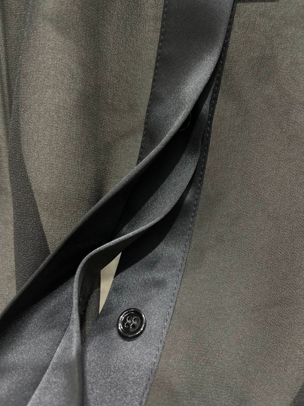 🔥HOT🔥26SS NEW Sheer Thin Collar Shirt with Concealed Buttons
