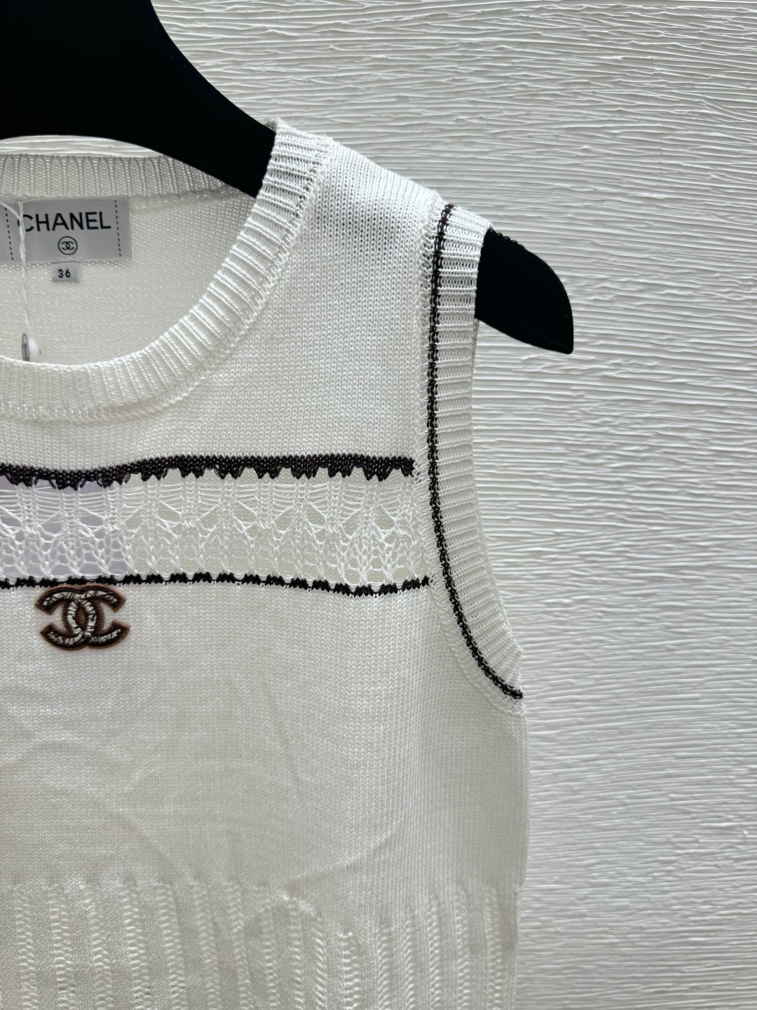26SS NEW Color Block Hollow-Out Knit Vest 🤍