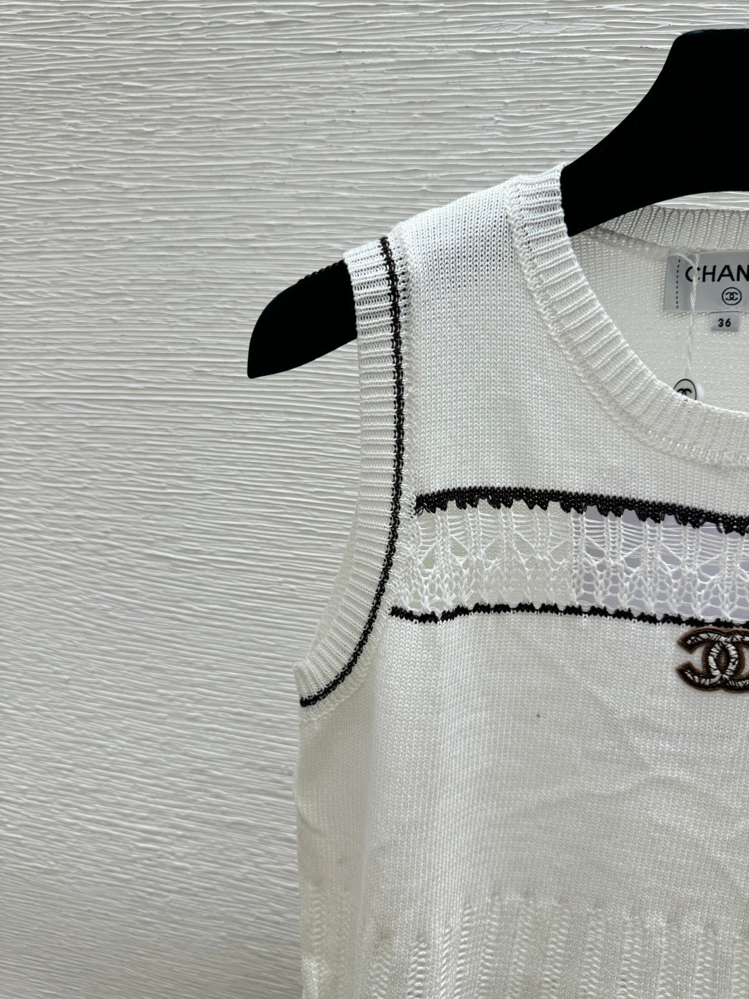 26SS NEW Color Block Hollow-Out Knit Vest 🤍