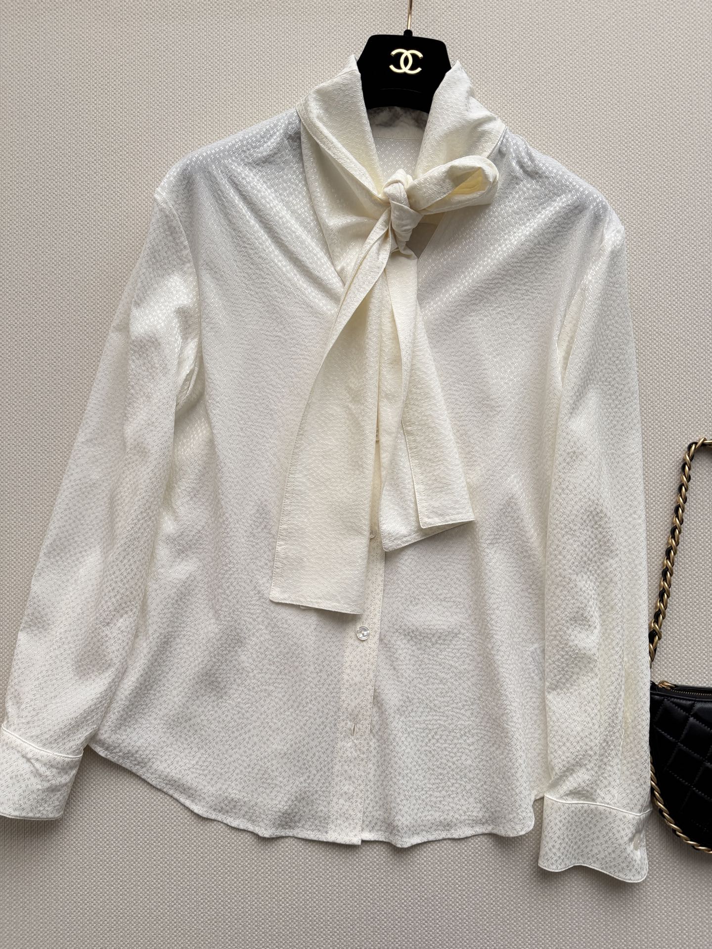 26SS NEW Ribbon Satin Shirt