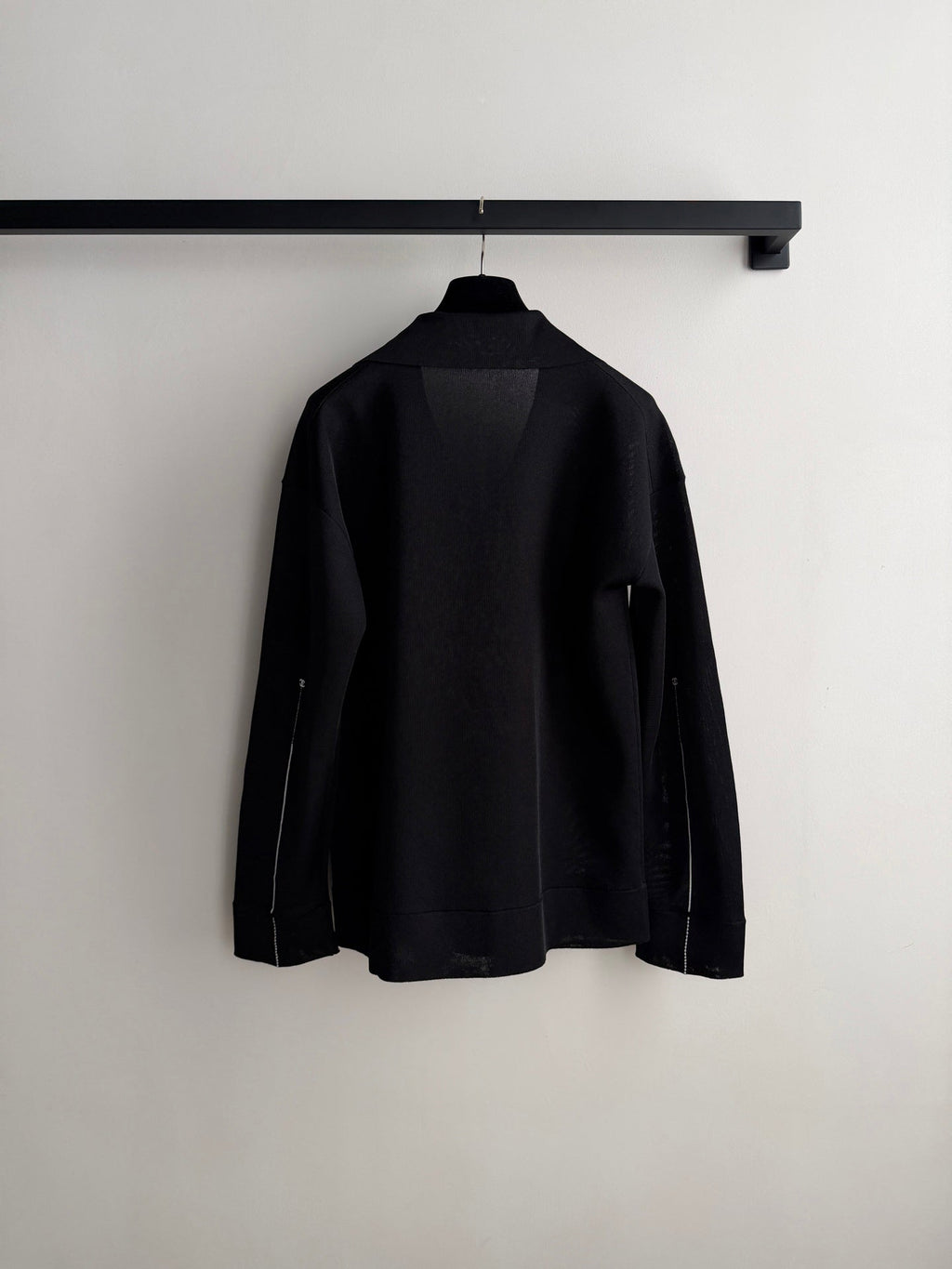 26SS NEW Black Collared Loose-fitting Pullover