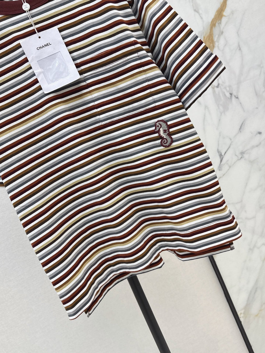 26SS NEW Oversized Striped Seahorse T-Shirt 🤎