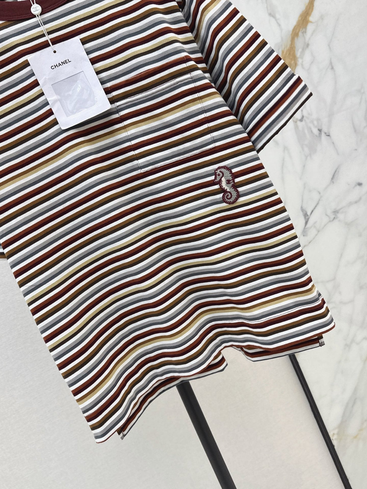 26SS NEW Oversized Striped Seahorse T-Shirt 🤎