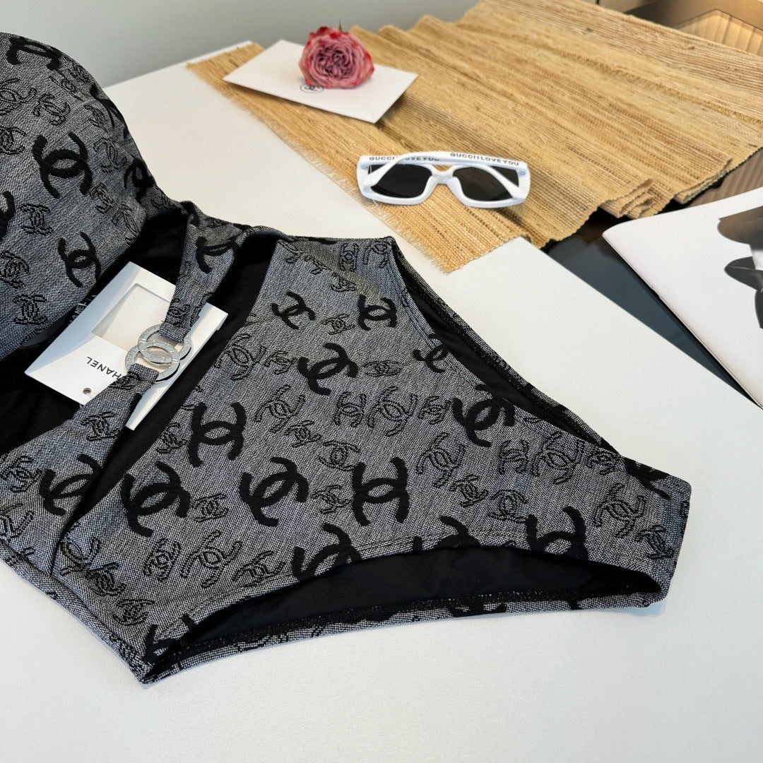 26SS NEW One-Piece Swimsuit 😍