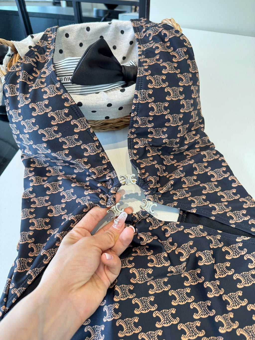 26SS NEW One-Piece Bikini Swimsuit 👙