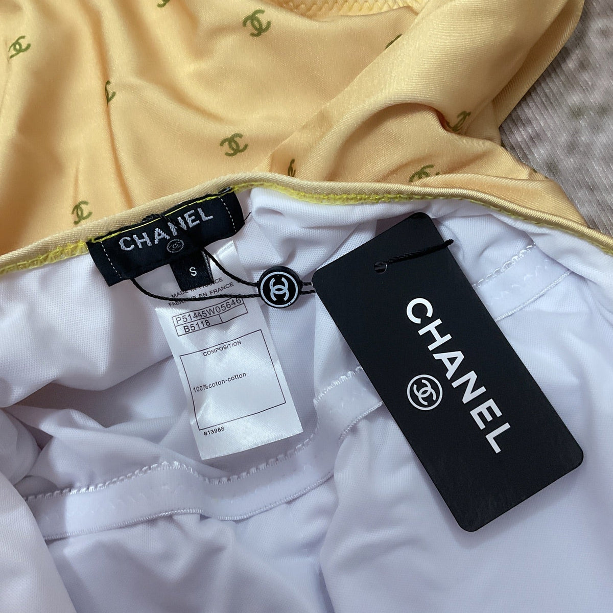 chanel/26SS NEW Yellow One-Shoulder One-Piece Swimsuit 👙