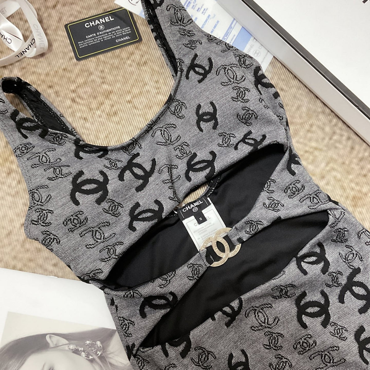 chanel/26SS NEW Grey One-Piece Swimsuit 👙