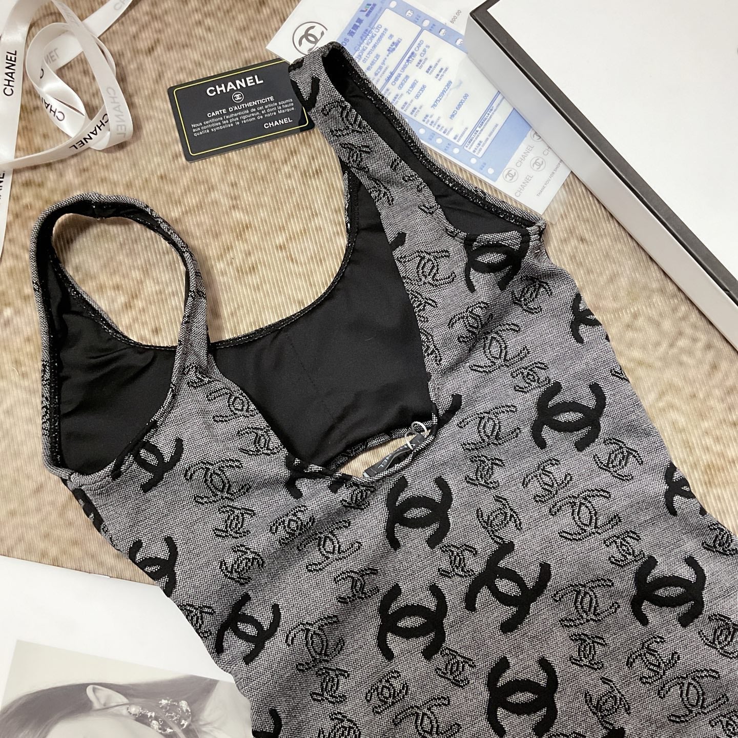 chanel/26SS NEW Grey One-Piece Swimsuit 👙