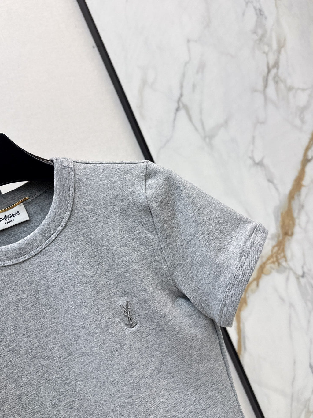 26SS NEW Versatile Small Logo Embroidered T-Shirt 🩶
