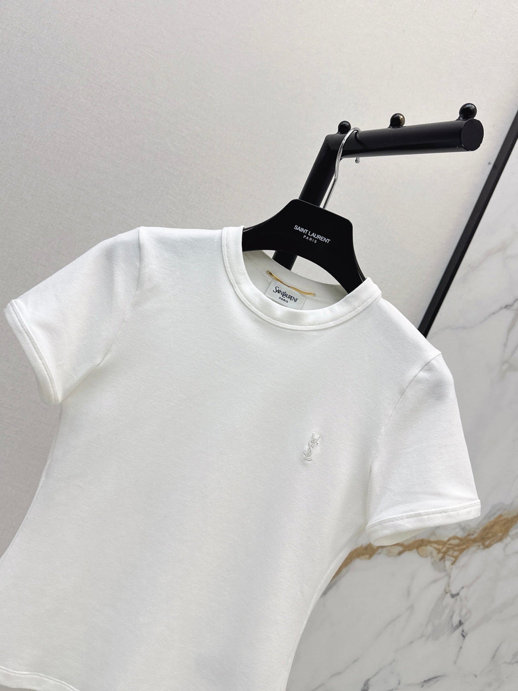 26SS NEW Versatile Small Logo Embroidered T-Shirt 🩶