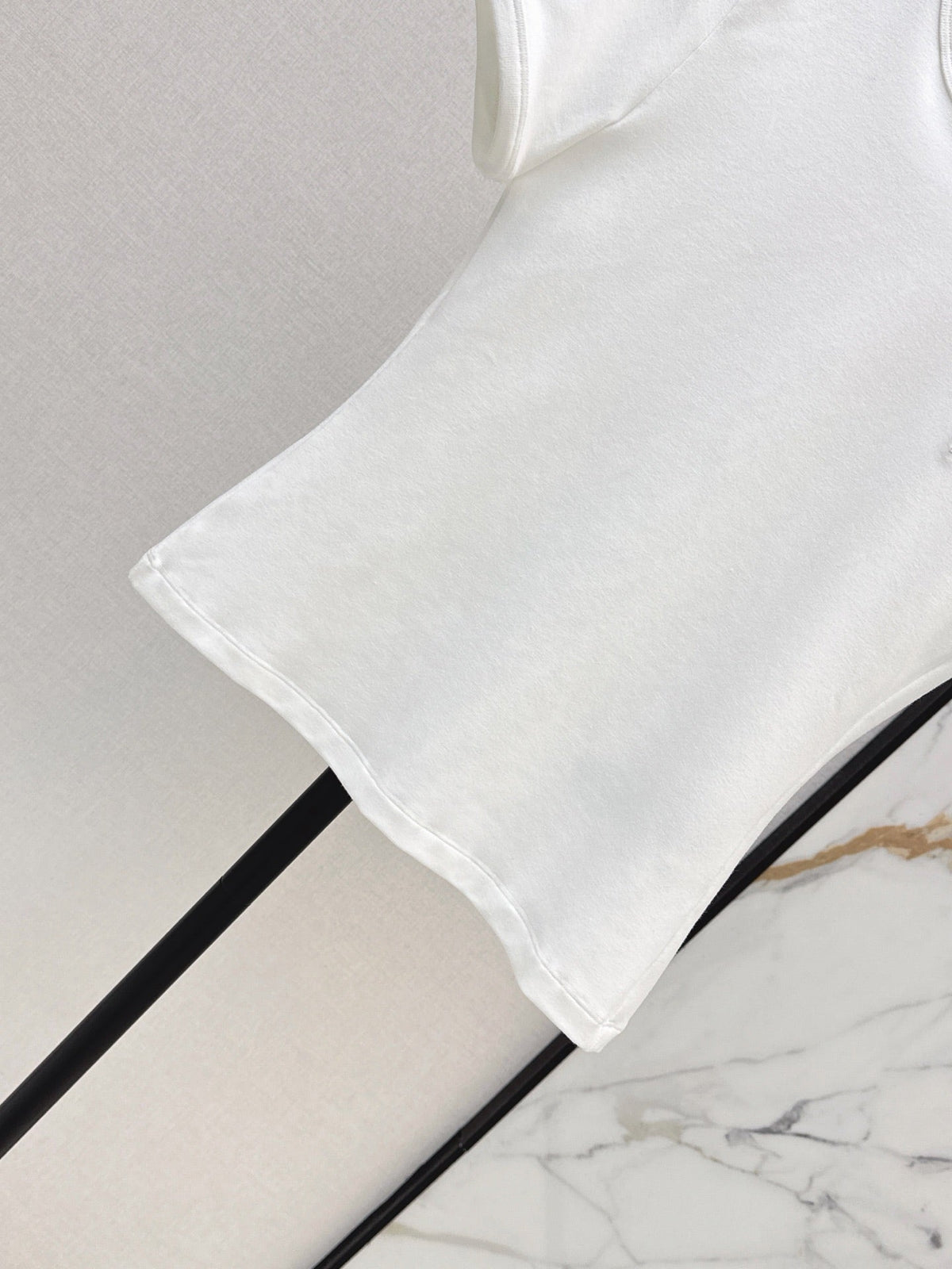 26SS NEW Versatile Small Logo Embroidered T-Shirt 🩶