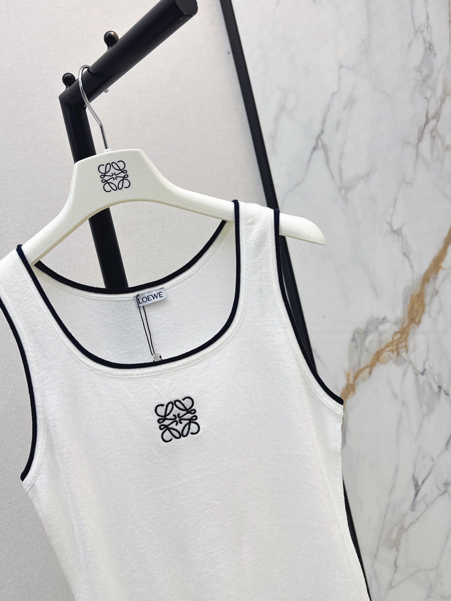 26SS NEW Color-blocked Trimmed Knit Vest🩶