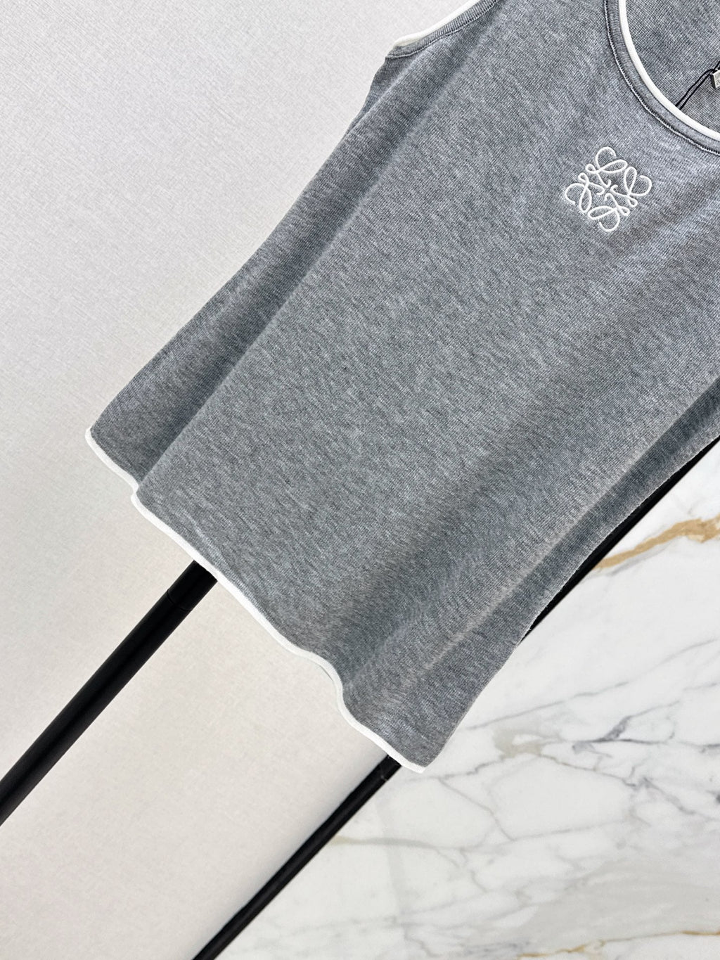 26SS NEW Color-blocked Trimmed Knit Vest🩶