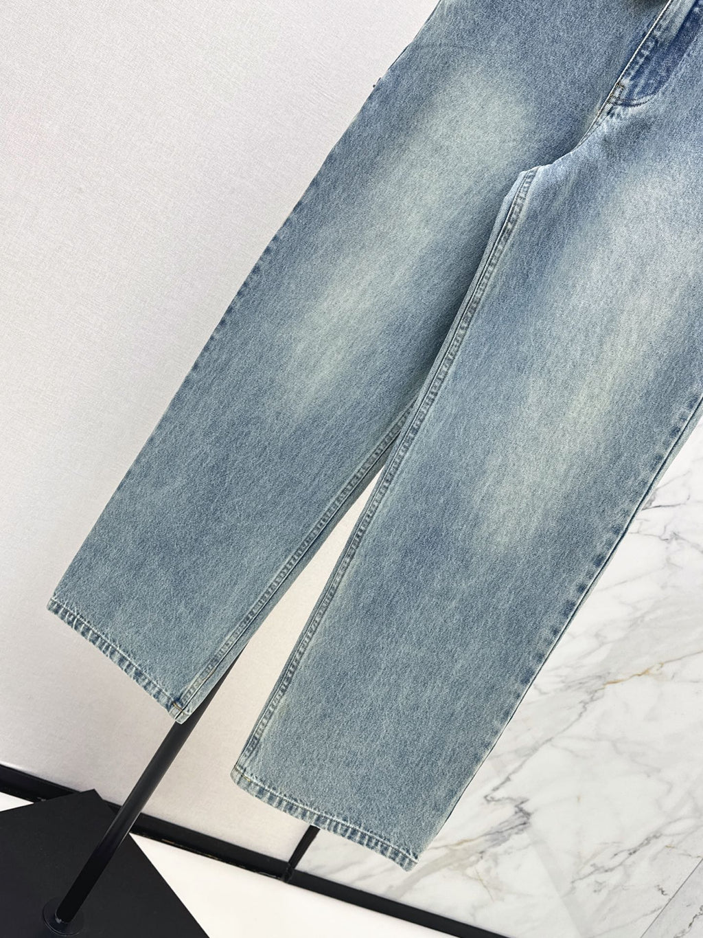 26SS NEW: Stylish Leather Patches and Workwear Pocket Jeans🩵
