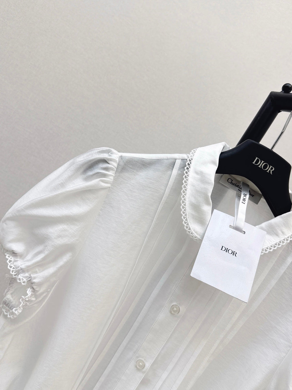 26SS NEW Delicate lace-trimmed Peter Pan collar shirt 🤍