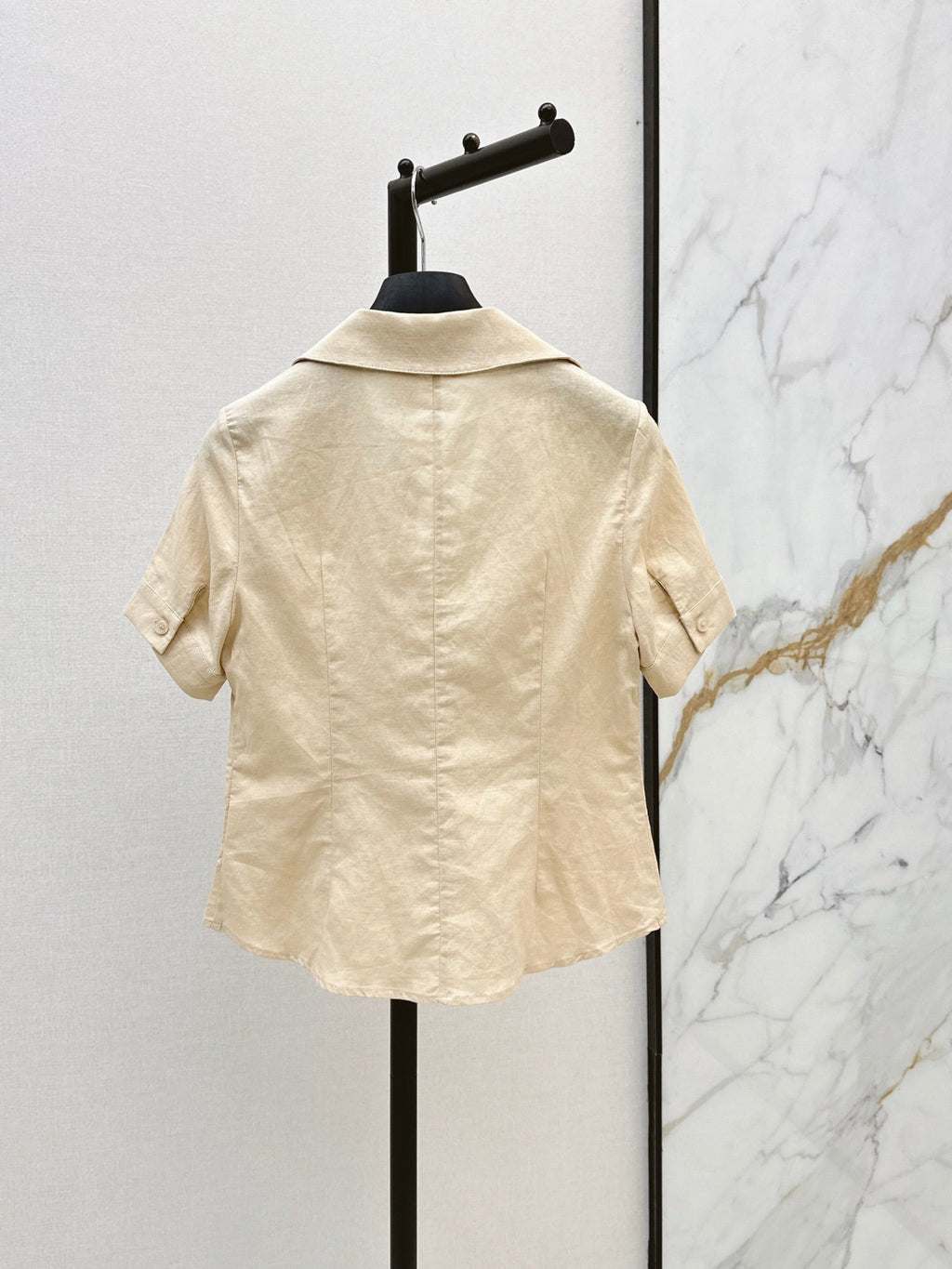 26SS New: French-style minimalist, soft-and-elegant short-sleeved linen shirt with a fitted waist 🤍