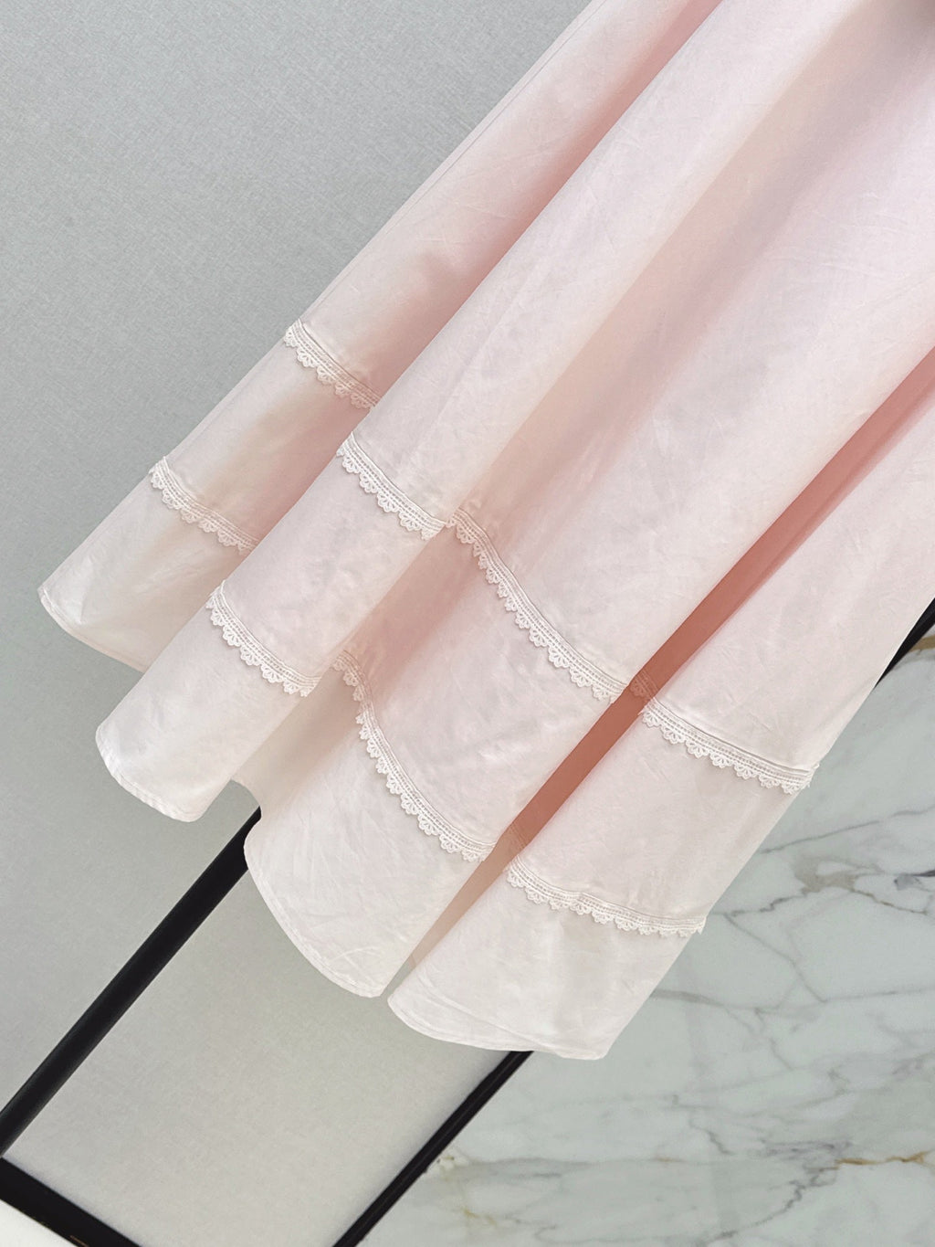 26FW New Skirt with Bow Detail and Lace Paneling 💞