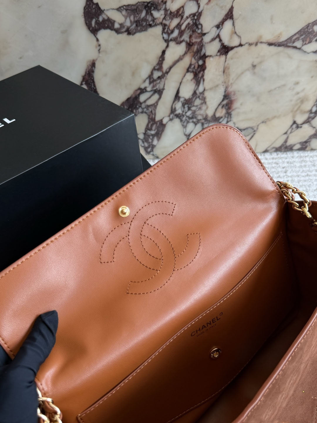 26FW New Suede CF Bag