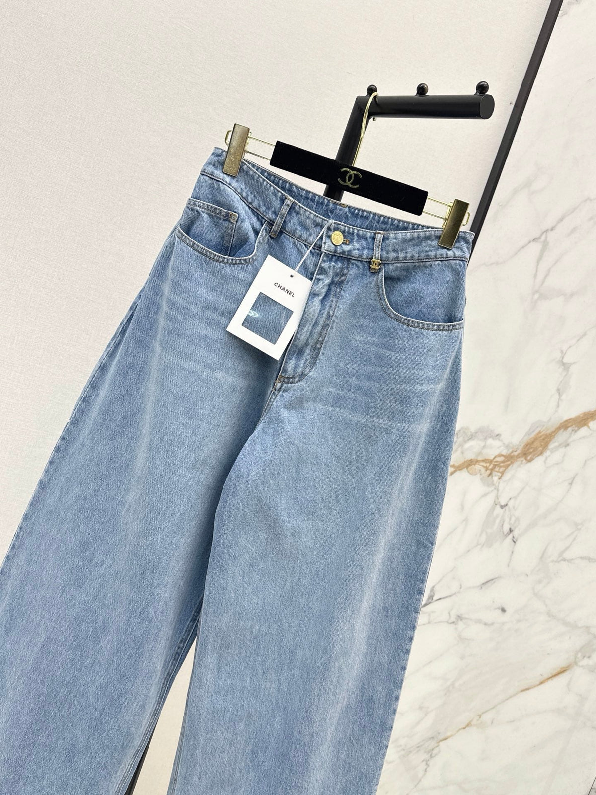 🔥Highest Quality🔥26FW New High-Waisted Wide-Leg Denim Trousers 🩵