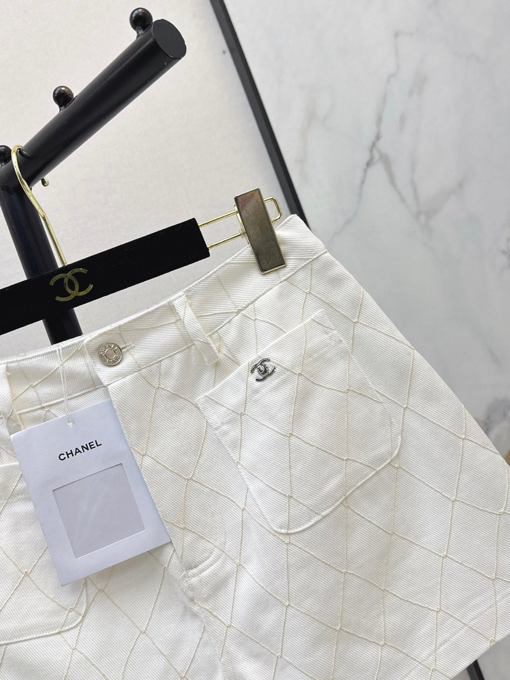 26FW New Quilted-Stitch Denim Shorts 🩵