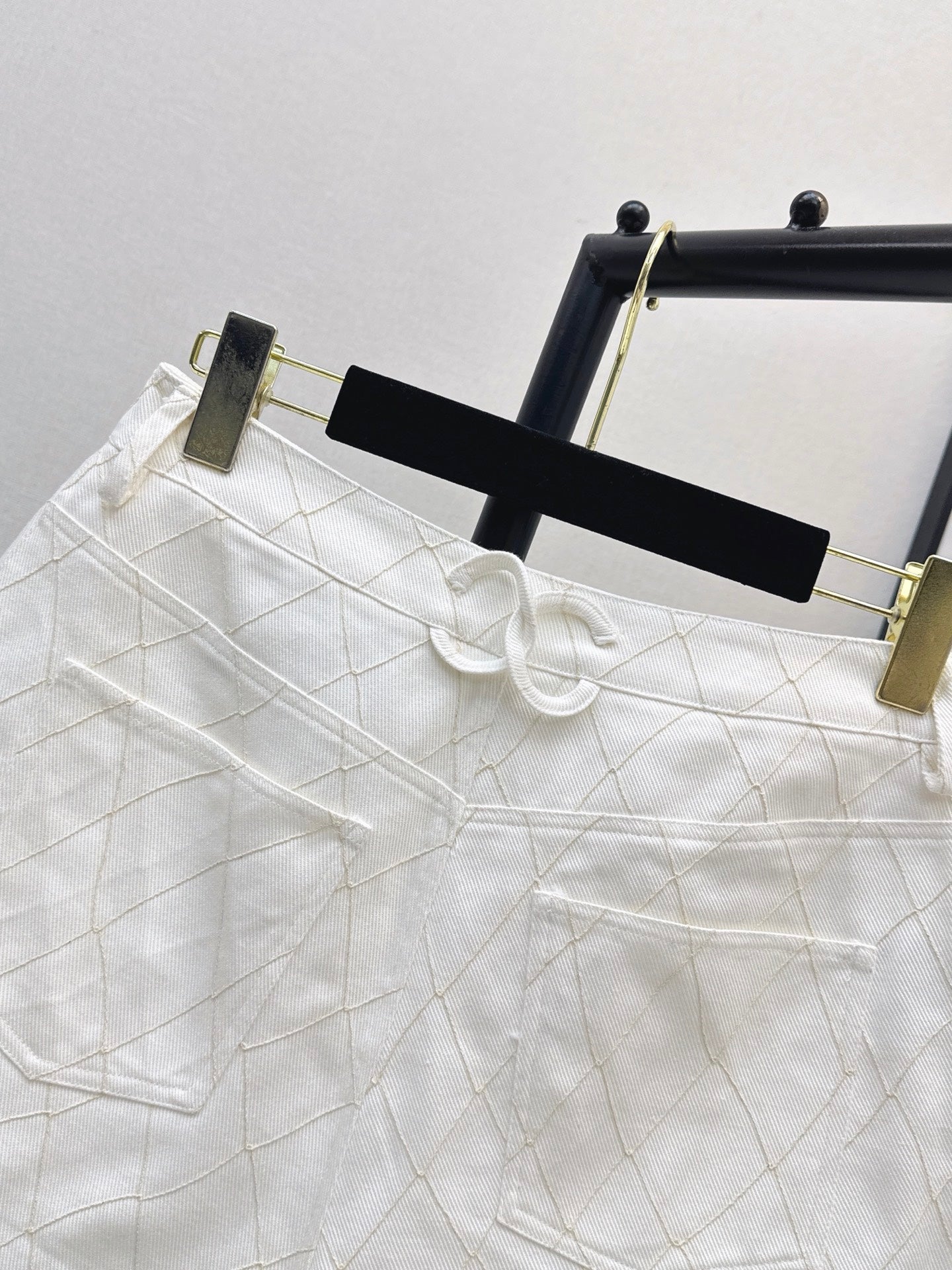 26FW New Quilted-Stitch Denim Shorts 🩵