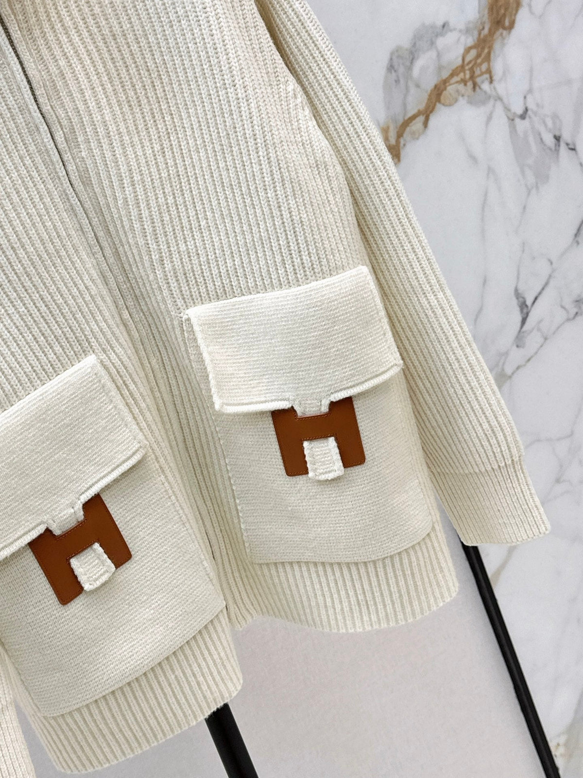 🔥Highest Quality🔥26FW New Classic Wool Knit Jacket with H-Pattern Pocket Detail 🖤